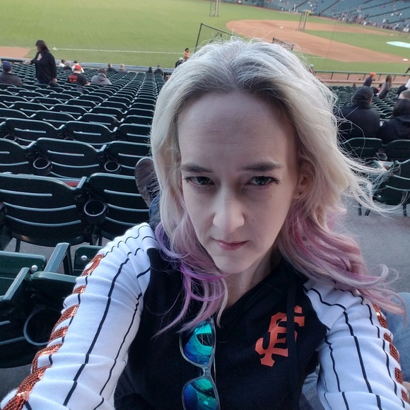 Meet your Posher, Marisa - Picture 1 of 1